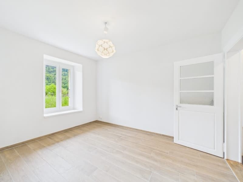Schönes 2,5-Zimmer-Apartment mit Garten im Herzen des Dorfes renoviert (1)