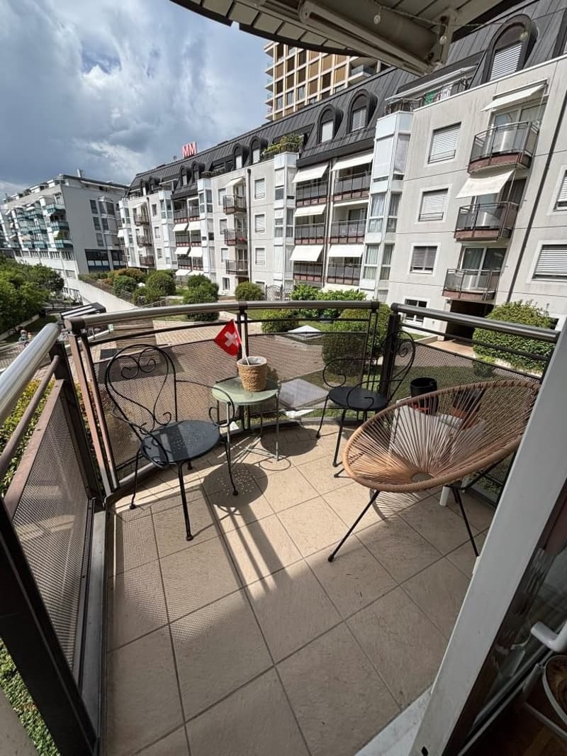 2.5-room apartment on the 2nd floor with balcony in Morges (6)