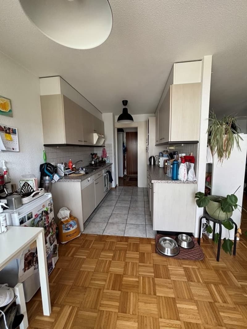 2.5-room apartment on the 2nd floor with balcony in Morges (2)