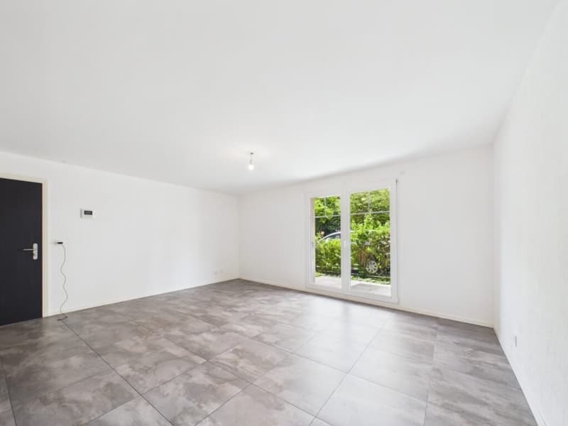 Appartement de 2.5 pièces au RDC avec jardin à Villeneuve (5)