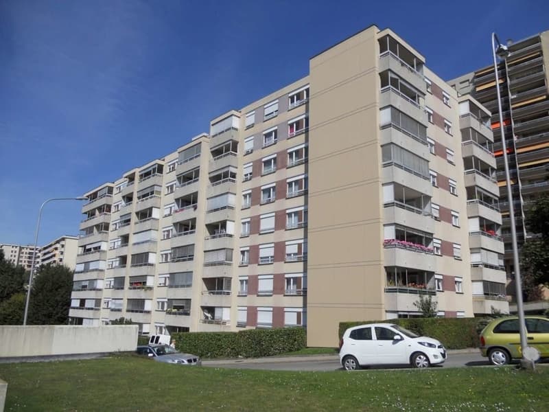 Appartement de 3.5 pièces au 4ème étage avec balcon à Lausanne (1)