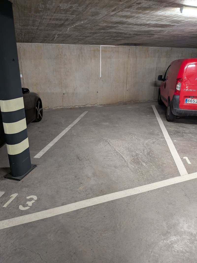 Bex: posti auto in garage sotterraneo in affitto (2)
