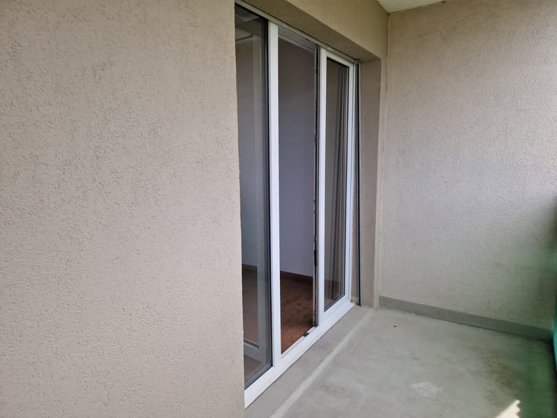 Massongex: helles 2.5-Zimmer-Wohnung mit atemberaubendem Blick zu vermieten (11)