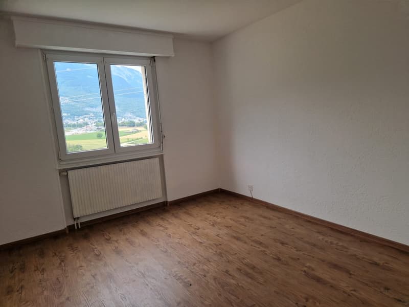 Massongex: helles 2.5-Zimmer-Wohnung mit atemberaubendem Blick zu vermieten (6)