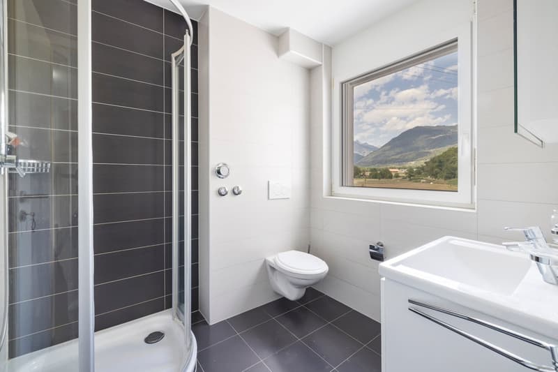 Lumineux appartement en attique de 4 pièces avec vue sur les montagnes à Bex (6)