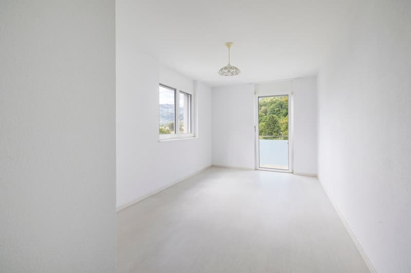 Lumineux appartement en attique de 4 pièces avec vue sur les montagnes à Bex (7)