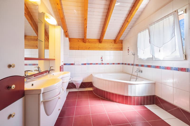 Maison individuelle lumineuse de 5.5 pièces (18)