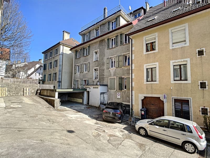 Rental Building (6)