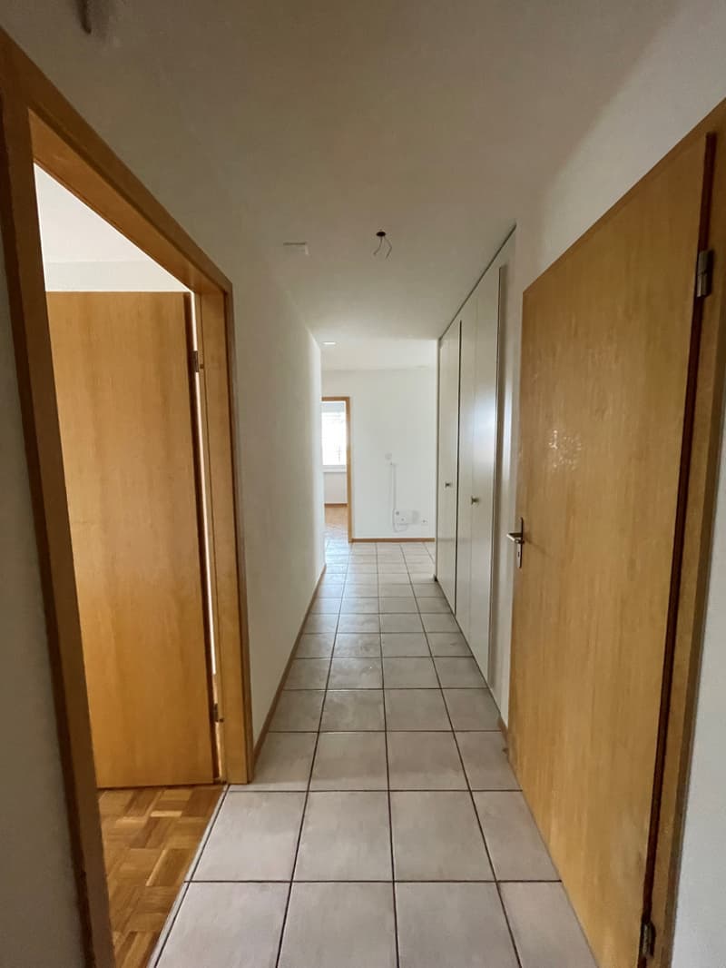 Hall.jpg