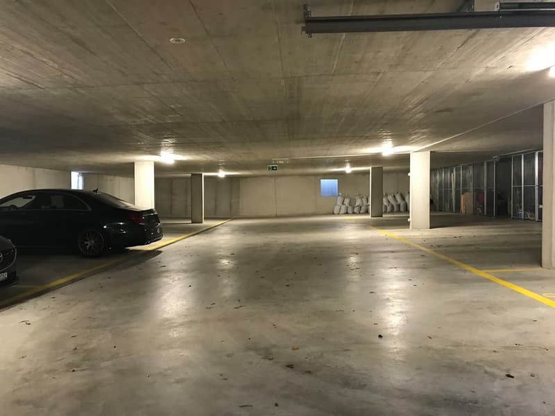 Parking_2.jpg
