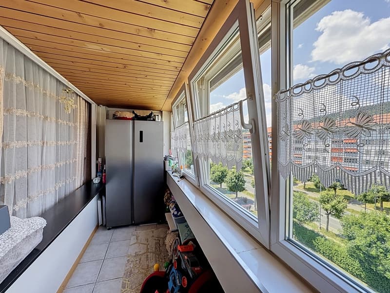 Helles und zentrales Appartement mit Loggia/Balkon (12)