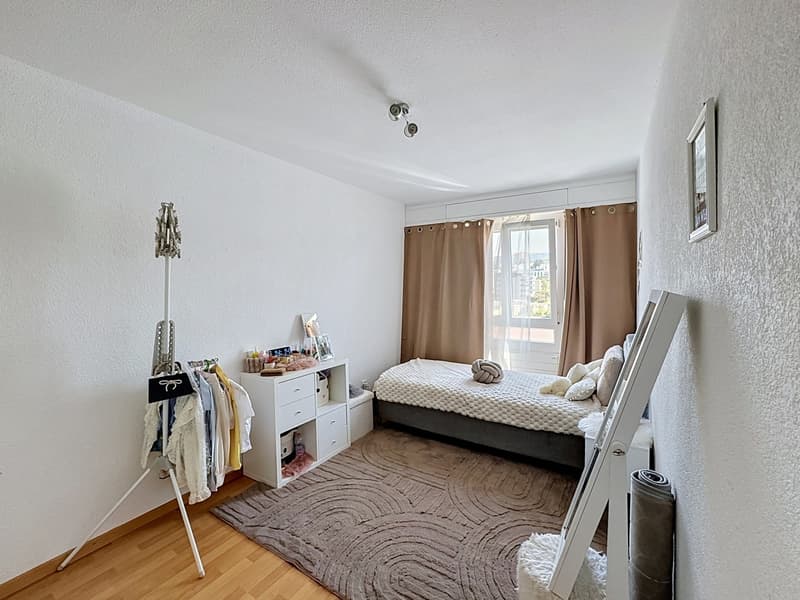 Helles und zentrales Appartement mit Loggia/Balkon (9)