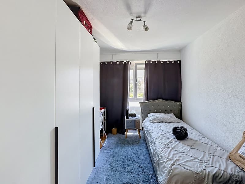Helles und zentrales Appartement mit Loggia/Balkon (10)