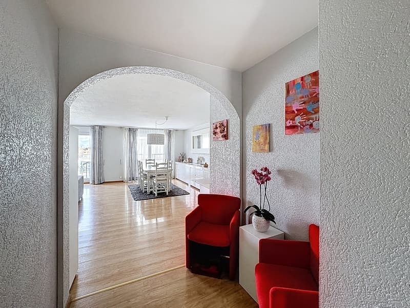 Penthouse apartment with 5.5 rooms, two terraces and two balconies (7)