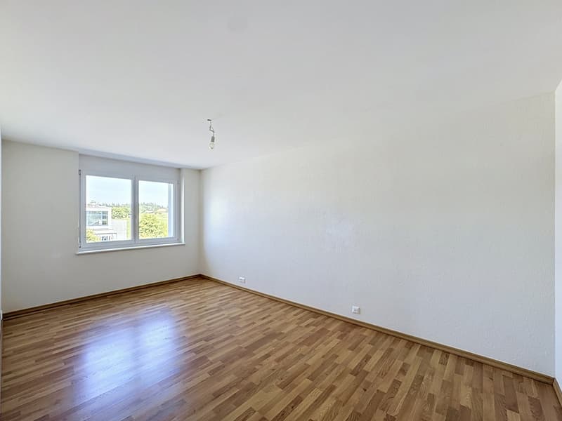Appartamento di 4.5 locali luminoso con balcone (8)