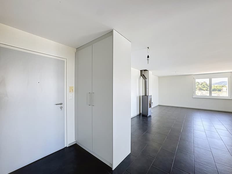 Appartamento di 4.5 locali luminoso con balcone (5)