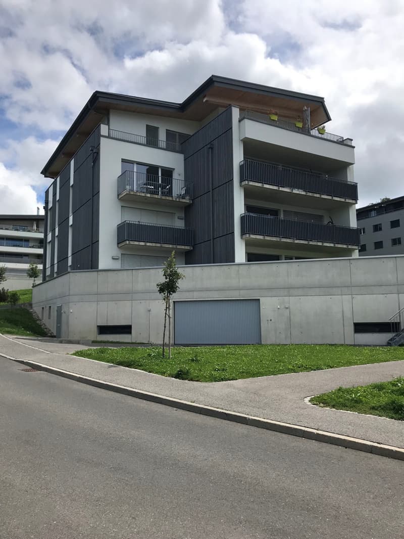 photo2.jpg