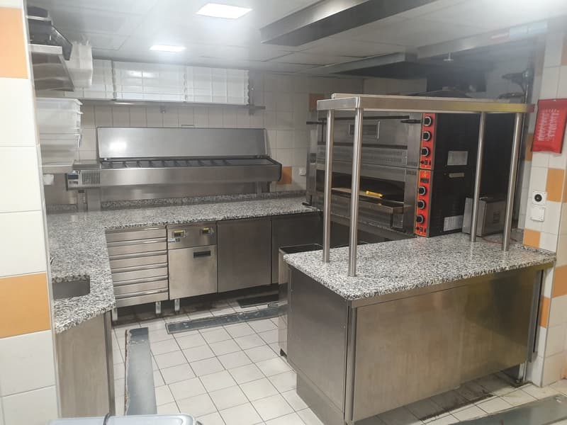 Ristorante nel centro di Aigle (11)
