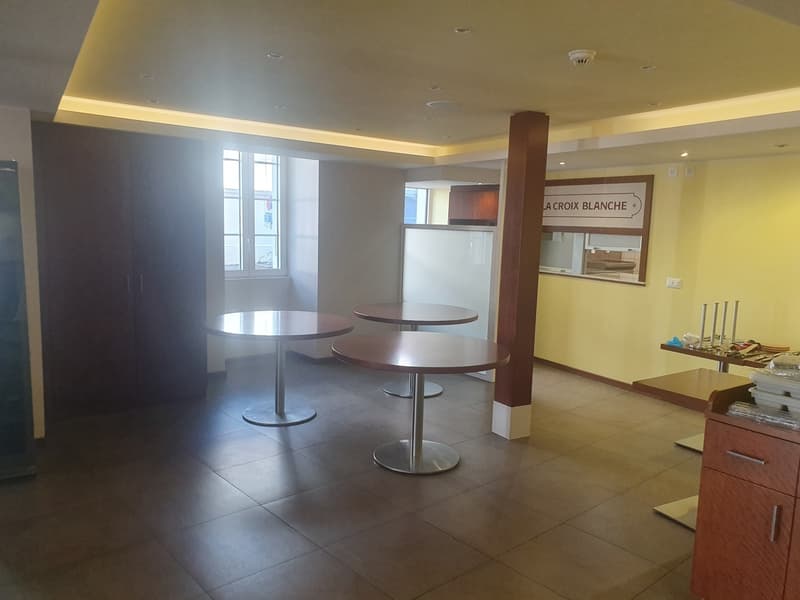Ristorante nel centro di Aigle (6)