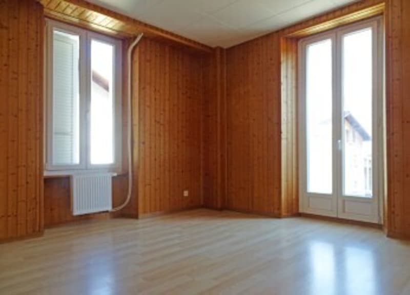 2.5 pièces au 1er étage (12)