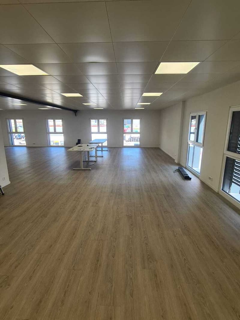 Idéal pour bureaux, salles de cours,formation, activité administrative (6)