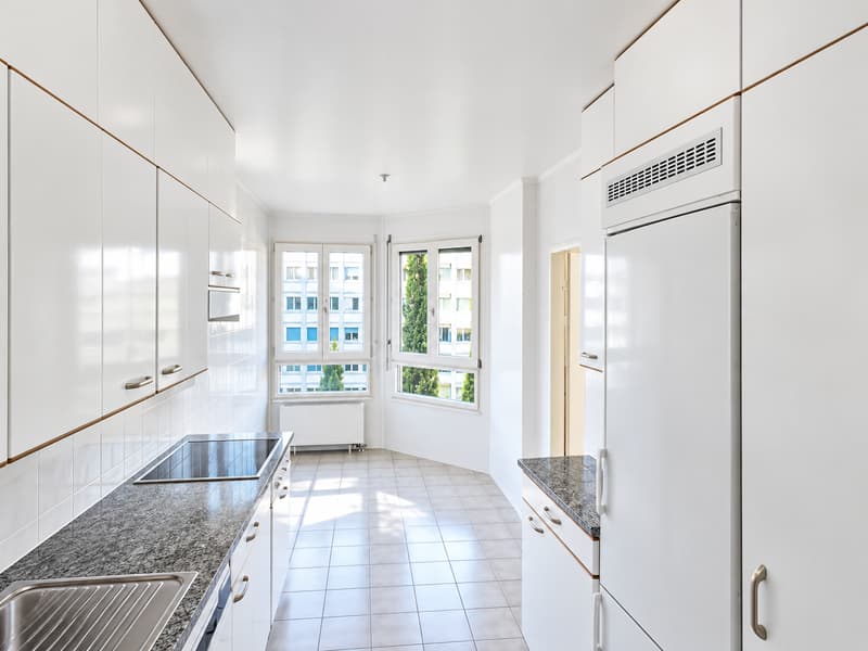 Magnifique appartement de 5 pièces à Champel (2)