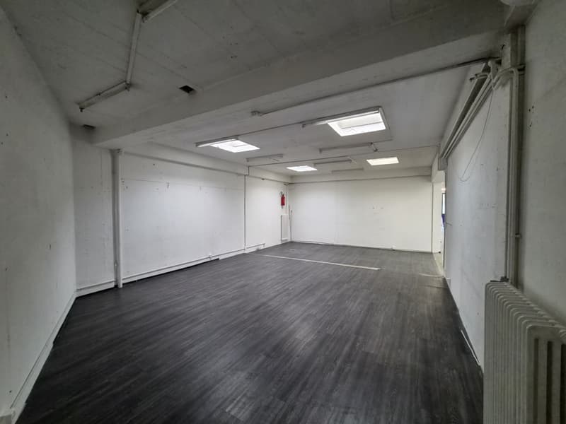 Premise of approximately 174m2 located on the ground floor. (5)