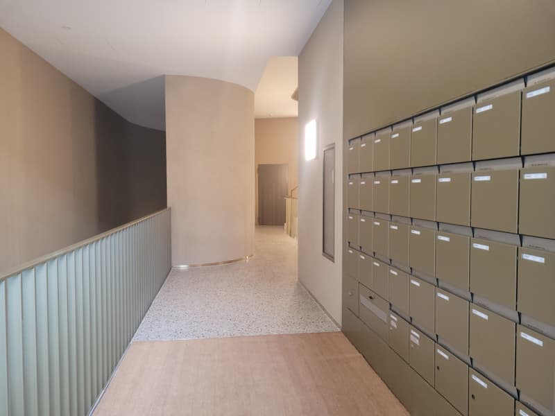 Appartement 3,5 pièces avec balcon, situé au 4ème étage. (2)