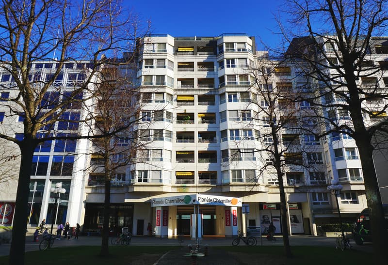 Box situé au 3ème sous-sol. (1)