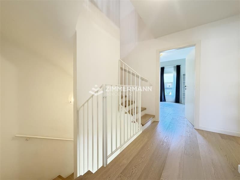 Hall+escalier 2eme etage
