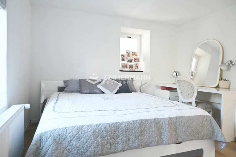Spacious house with veranda, garden and outbuilding - just a few minutes from Geneva (4)