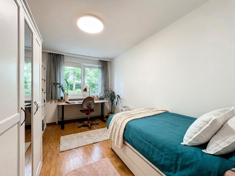 Wohnung 4.5 Zimmer in einer Residenz in der Nähe des Sees (11)