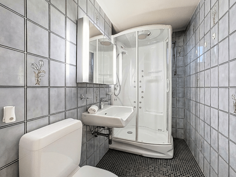 Wohnung 4.5 Zimmer in einer Residenz in der Nähe des Sees (14)