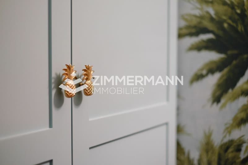Prächtige 5-Zimmer-Wohnung mit großer Terrasse und freier Aussicht (3)