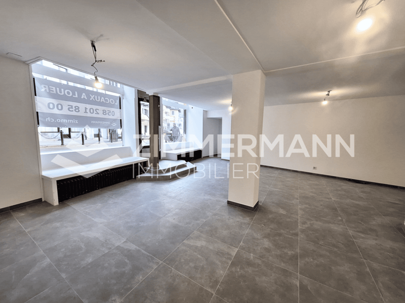 Arcata commerciale di circa 59 m² a Bex (1)