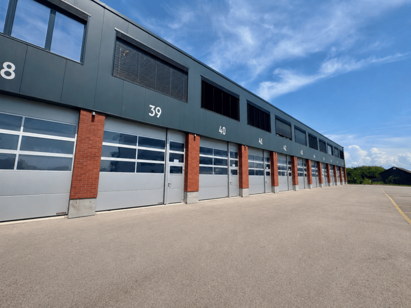 Straßenbox auf zwei Ebenen (1)