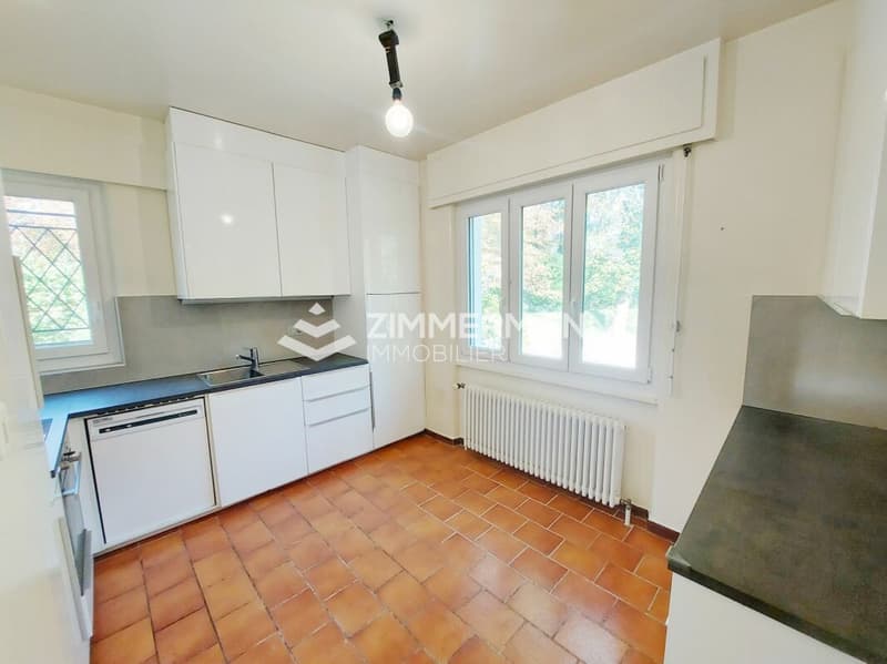 Genthod - Villa familiale sur superbe parcelle arborée de 2892m² (4)