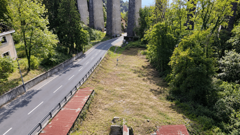 Parcelles en zone industrielle avec permis de construire (3)