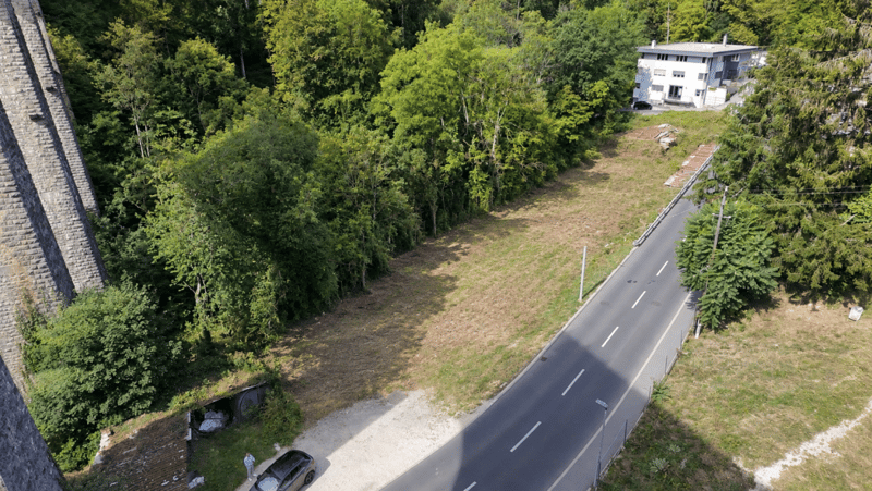 Parcelles en zone industrielle avec permis de construire (1)