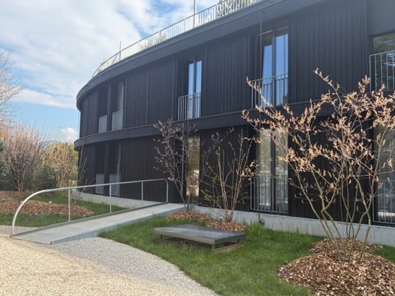 Appartement traversant de 3 pièces avec terrasse et jardin (8)