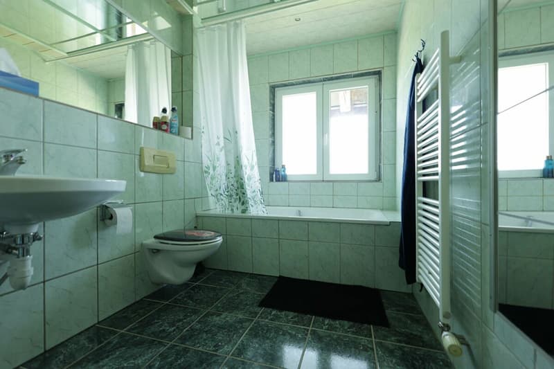 Exclusive - Charming 7.5 room house with 2'000 m2 plot (23)