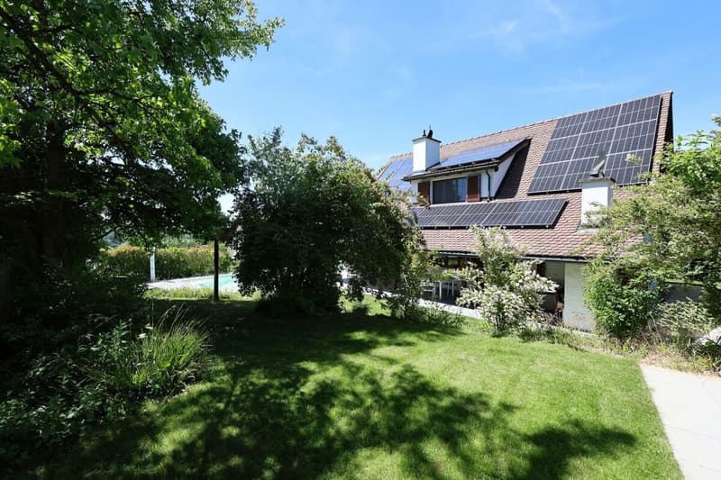 Beautiful renovated house with 7.5 rooms and outdoor pool (6)