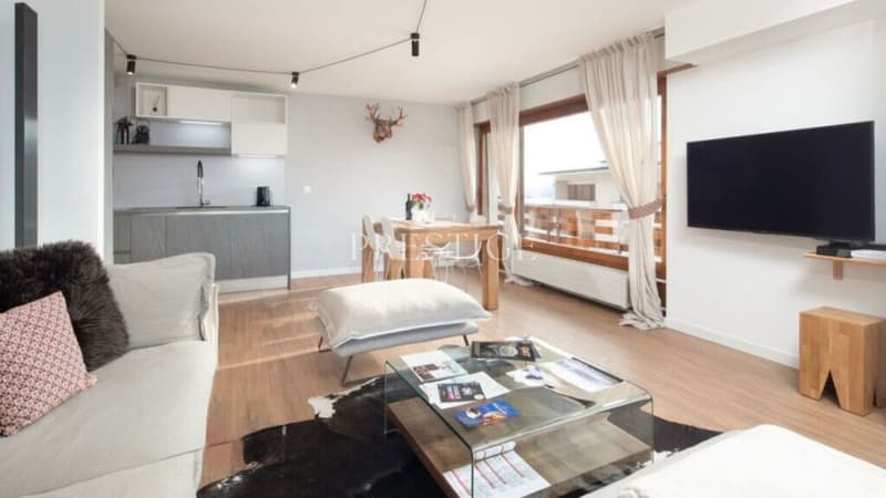 Five-room apartment in the center of Crans-Montana (3)