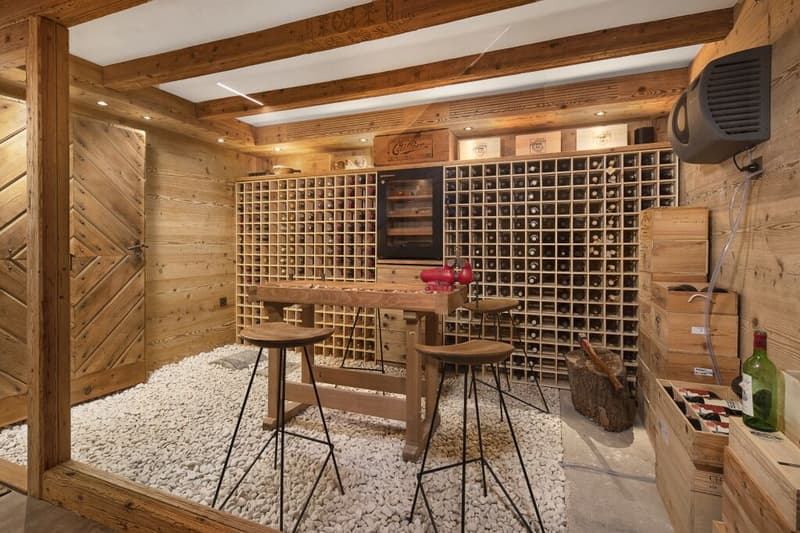 Luxurious 6½-room duplex in the heart of the Jack Nicklaus Golf district (12)