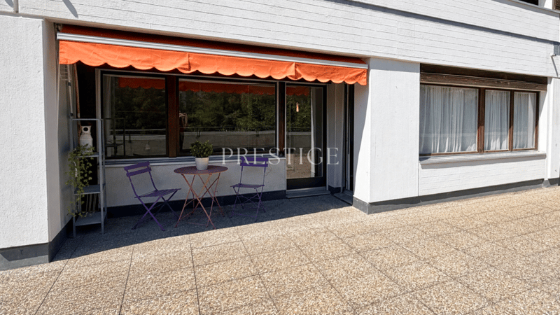 Zweieinhalb-Zimmer-Wohnung im Zentrum von Crans – Terrasse & großes Potenzial (10)