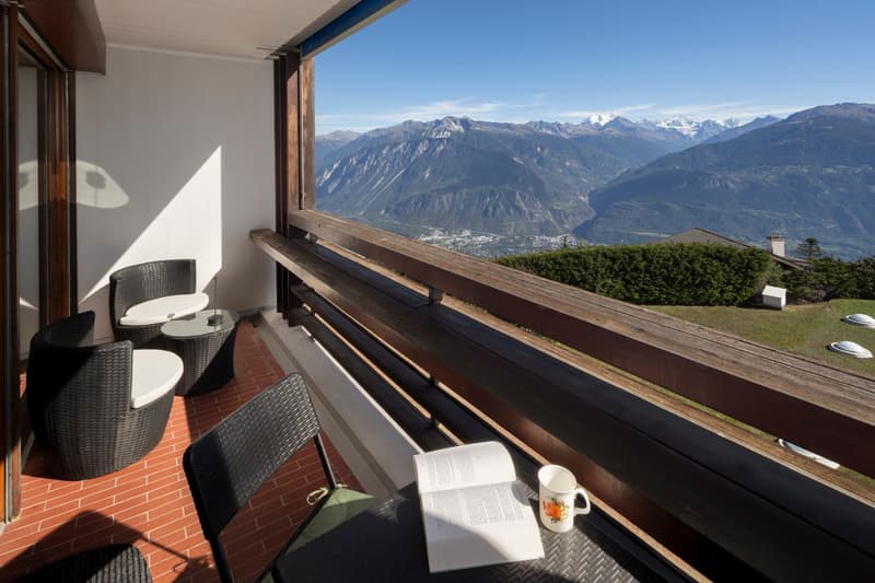 3.5pces en SI avec vue panoramique sur les montagnes – Crans-Montana (16)