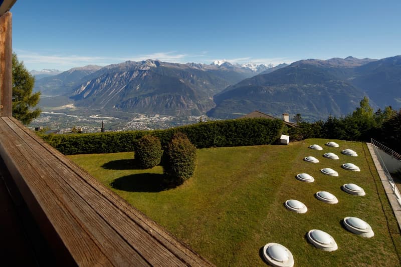 3.5pces en SI avec vue panoramique sur les montagnes – Crans-Montana (20)