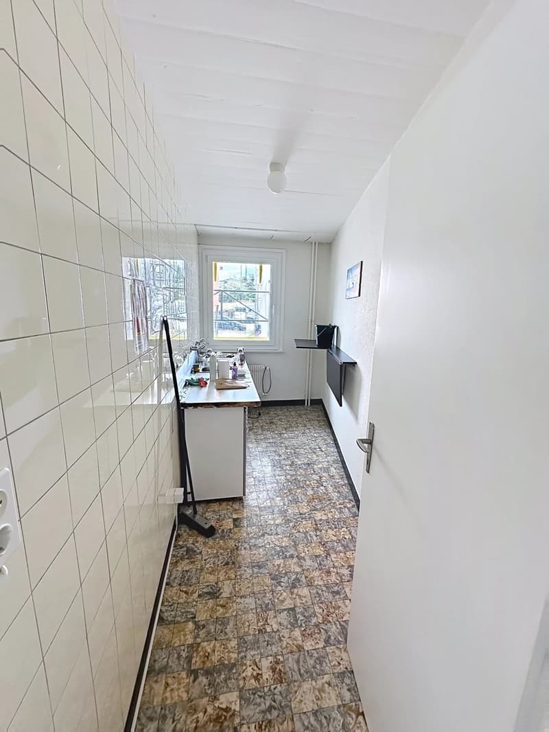 Verwaltungsfläche zu übernehmen? 230 m² in Ecublens (7)