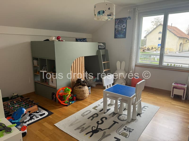 Beautiful individual villa with 5.5 rooms in Bofflens (10)