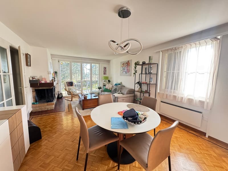 Vier-Zimmer-Wohnung mit Terrasse in ruhiger Nachbarschaft (8)
